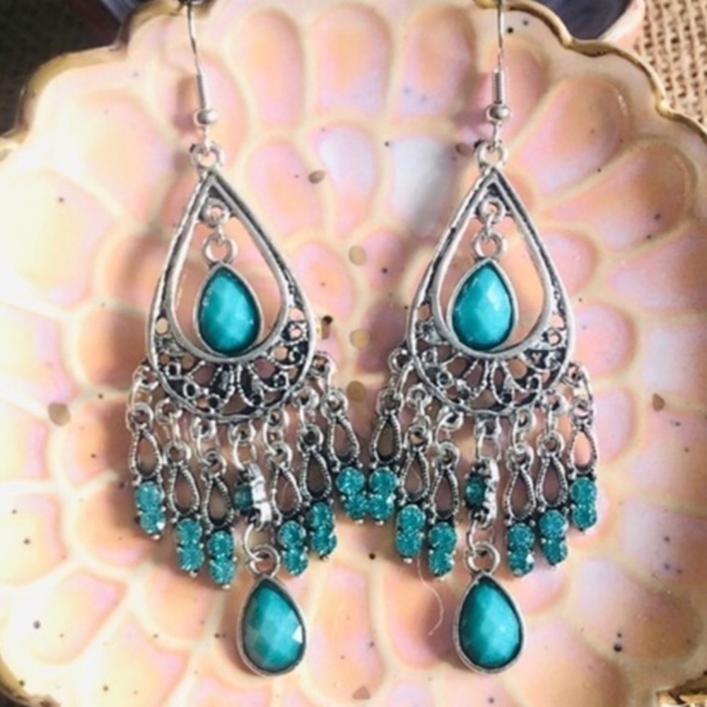 Boho Vintage Inspired Silver Tone Faux Turquoise Chandelier Drop Earrings